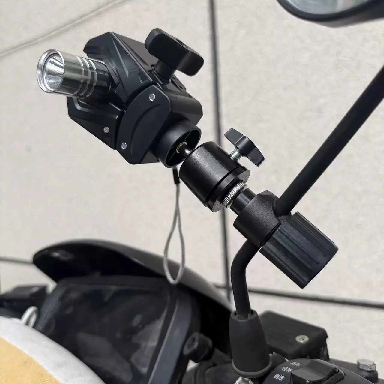 金属クランプ丸管バックミラーブラケット電気自動車用工具不要設 - Pan Tilt Bracket のレビューと価格